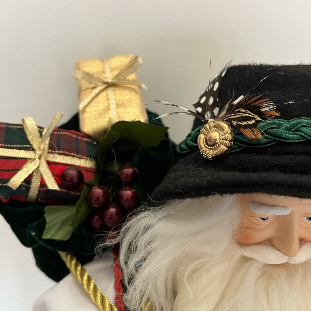 German Santa Figure - Picture 6 of 12